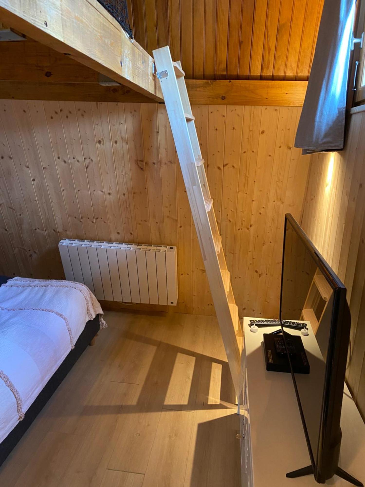 Bel Appartement Type Chalet Avec Balneo Et Jardin 格雷奥利埃 外观 照片